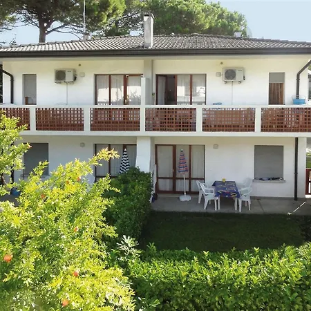 Flat In A With Garden Appartement Bibione